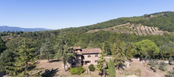 6 bedrooms House in Città della Pieve, Italy No. 58043 4