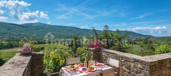 6 bedrooms Villa in Castiglion Fiorentino, Italy No. 57202 4