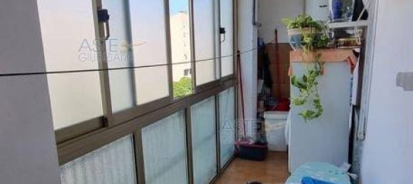 5 bedrooms Apartment in Livorno, Italy No. 48055 11