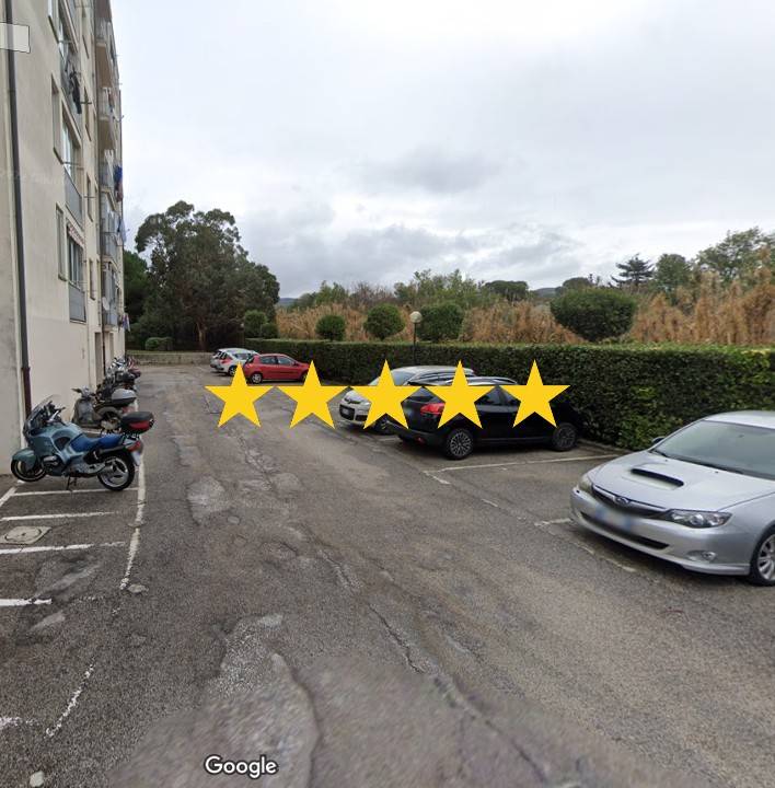 5 bedrooms Apartment in Livorno, Italy No. 48055