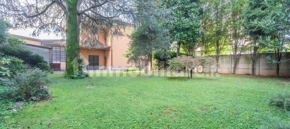 Дом с 2 спальнями в Лиссоне, Италия № 338366 2