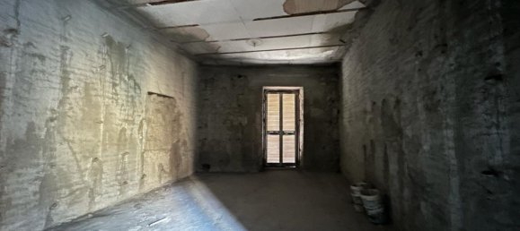 2 rooms Apartment in Pozzuoli, Italy No. 102484 3
