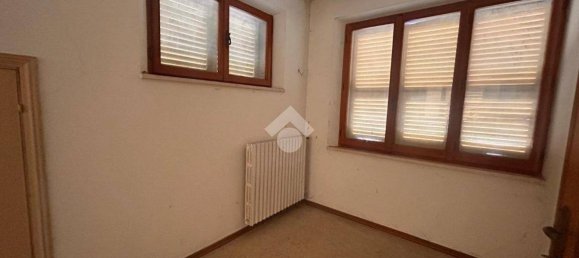 4 bedrooms Villa in Collazzone, Italy No. 197135 27