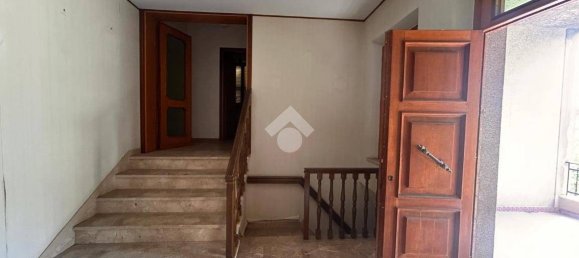 4 bedrooms Villa in Collazzone, Italy No. 197135 36