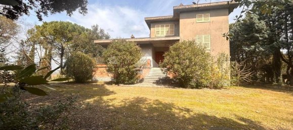 4 bedrooms Villa in Collazzone, Italy No. 197135 7