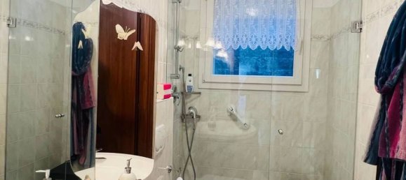 4 bedrooms Villa in Marchirolo, Italy No. 332146 40