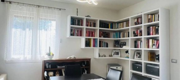 4 bedrooms Villa in Marchirolo, Italy No. 332146 23