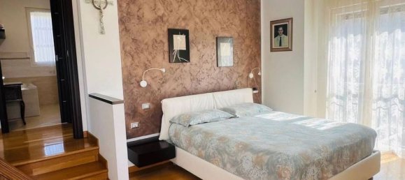 4 bedrooms Villa in Marchirolo, Italy No. 332146 30