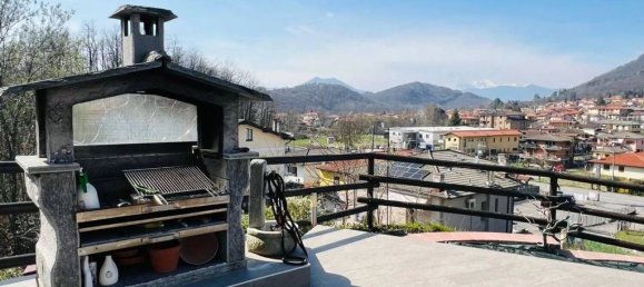 4 bedrooms Villa in Marchirolo, Italy No. 332146 16