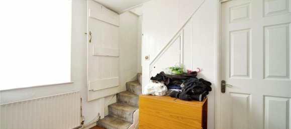 3 bedrooms House in Enfield, United Kingdom No. 11499 9