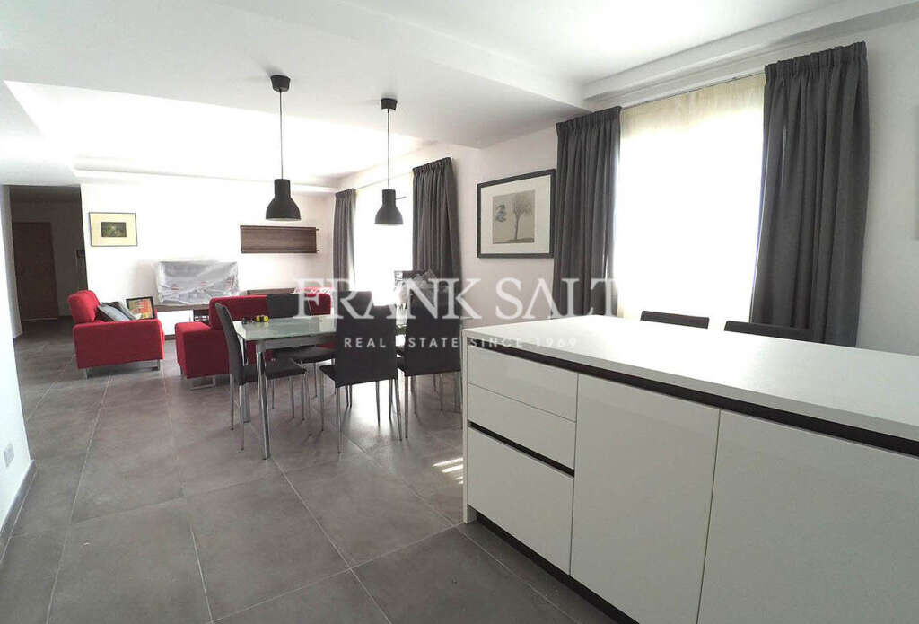 3 غرف نوم شقة في Saint Paul's Bay, Malta رقم 7377