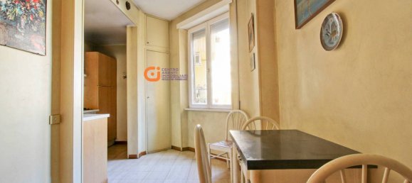 Квартира с 3 спальнями в Рим, Италия № 360657 8