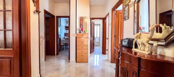 3 bedrooms Apartment in Formia, Italy No. 269228 3