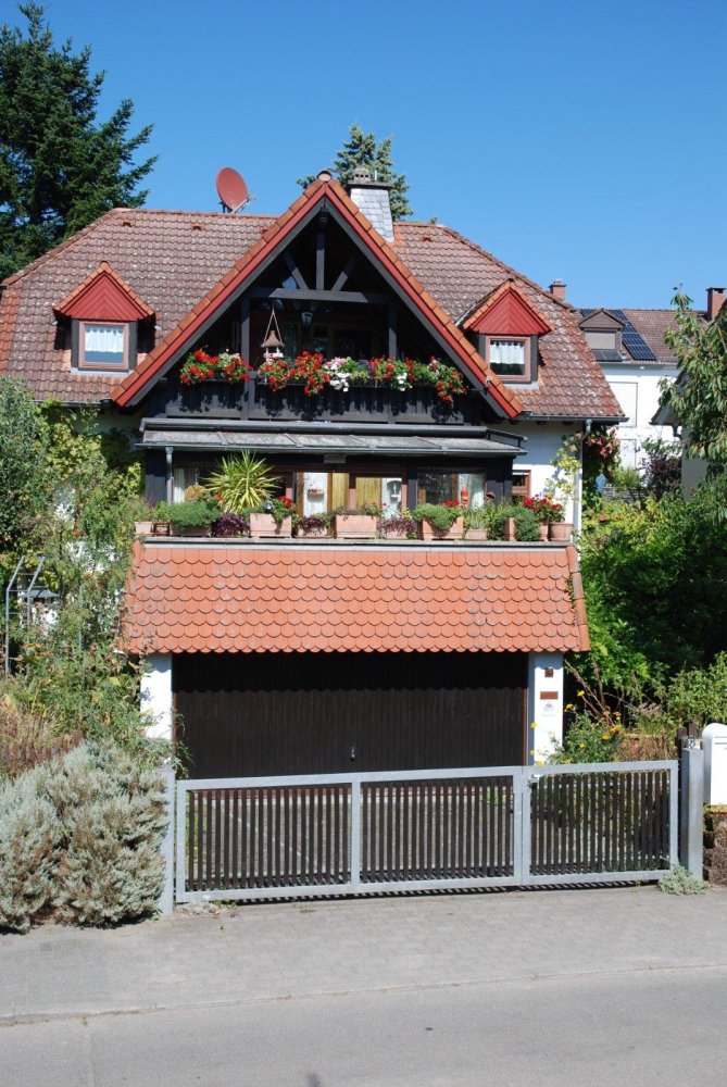 Moradia em banda T5 em Wiesbaden, Germany N.º 360379