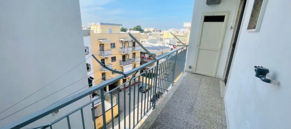 3 Schlafzimmer Wohnung in Valenzano, Italy, Nr. 321912 13