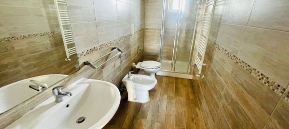 3 Schlafzimmer Wohnung in Valenzano, Italy, Nr. 321912 8