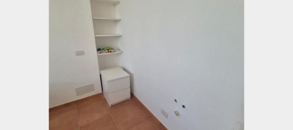 Apartamento de 1 dormitorio en Como, Italy No. 345841 2