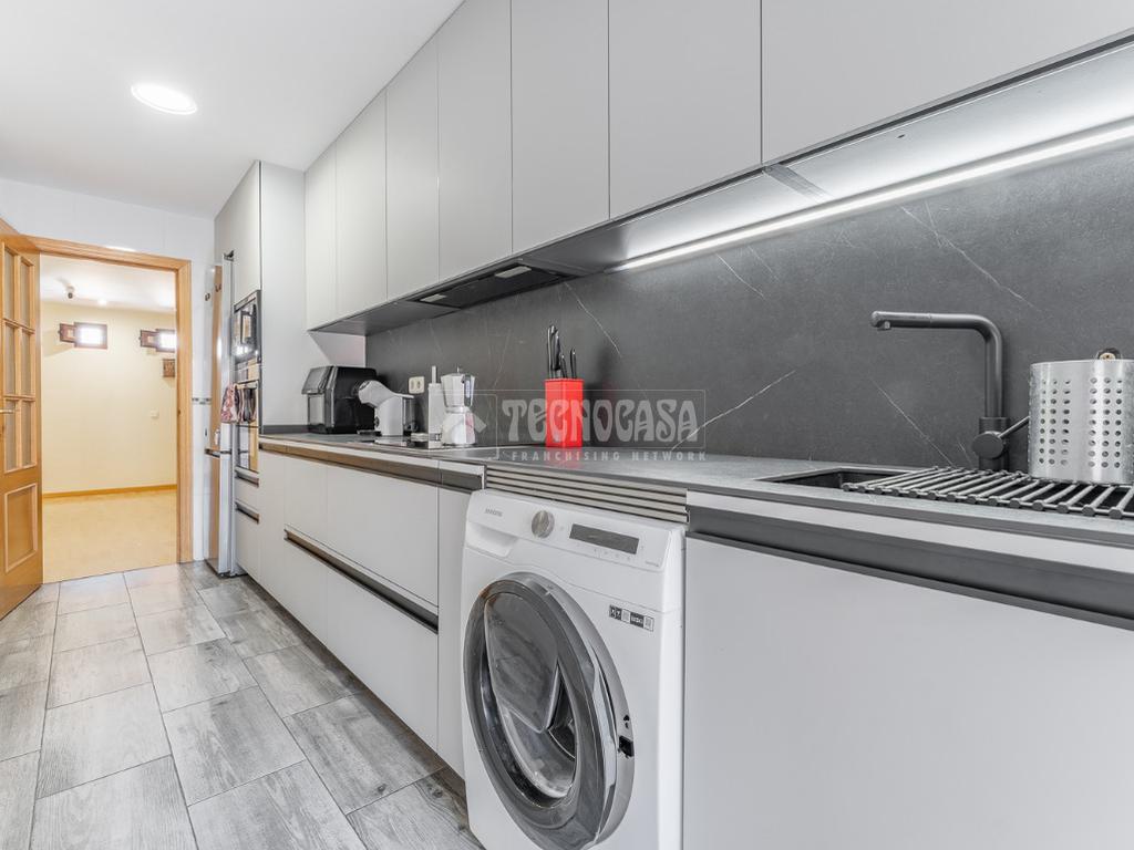 Dúplex de 3 habitaciónes en Algete, Spain No. 168316