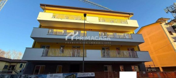 Квартира с 2 комнатами в Милан, Италия № 245719 2