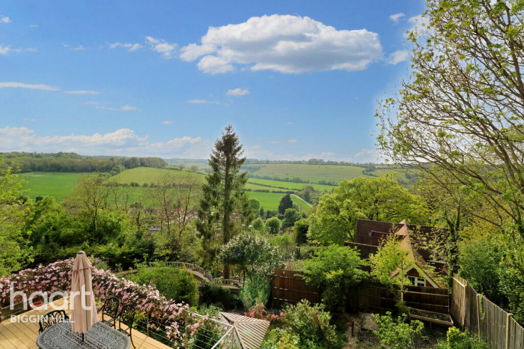 4 bedrooms House in Biggin Hill, United Kingdom No. 4736