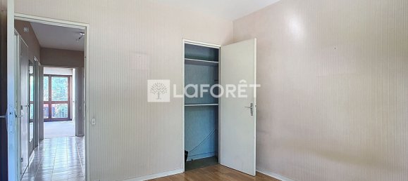 2 bedrooms Apartment in Villejuif, France No. 173020 2