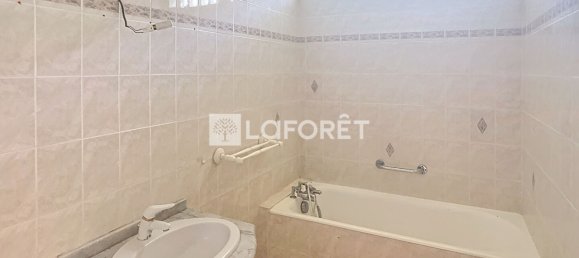 2 bedrooms Apartment in Villejuif, France No. 173020 4