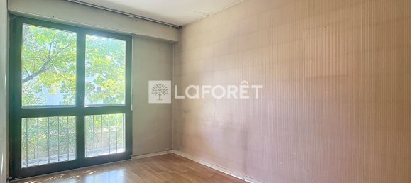2 bedrooms Apartment in Villejuif, France No. 173020 5
