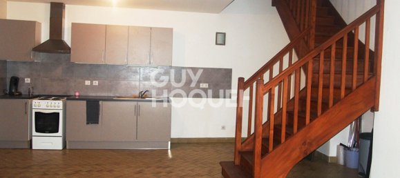 3 Schlafzimmer Gebäude in Luynes, France, Nr. 59945 2