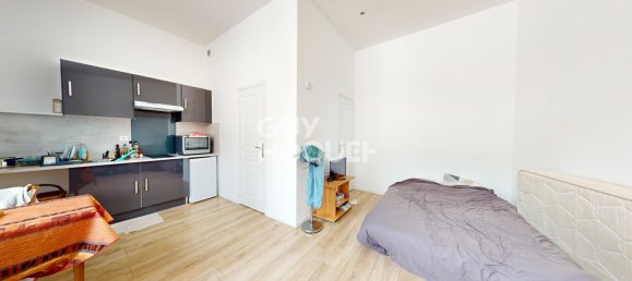 3 Schlafzimmer Gebäude in Luynes, France, Nr. 59945 7