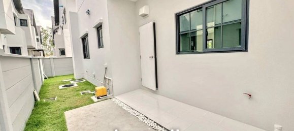 4 bedrooms Cafe / restaurant in Railay Beach, Thailand No. 25740 9