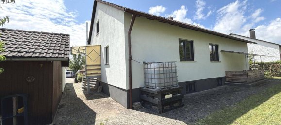 Bungalow de 3 dormitorios en Neustadt an der Waldnaab, Germany No. 221702 4