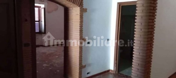 2 bedrooms House in Guidonia Montecelio, Italy No. 296316 4