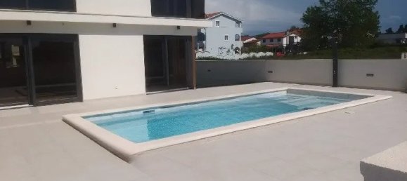 Вилла с 5 спальнями в Привлака, Хорватия № 223 2