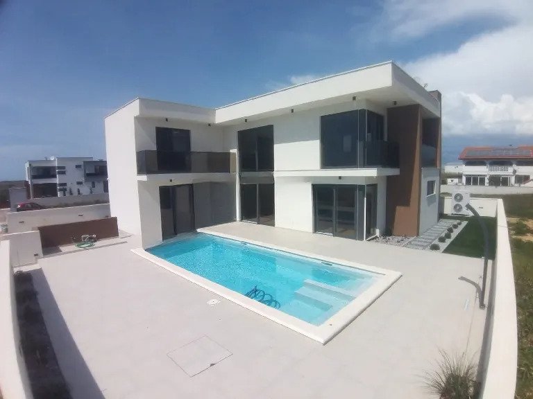 Вилла с 5 спальнями в Привлака, Хорватия № 223