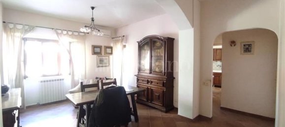 2 rooms Apartment in Rome, Italy No. 46747 2