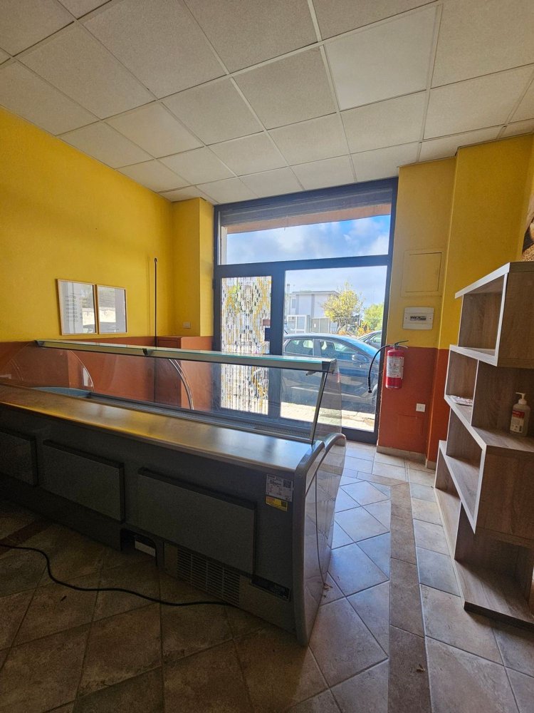 Imóvel comercial em Sassari, Italy 44 m² N.º 324072