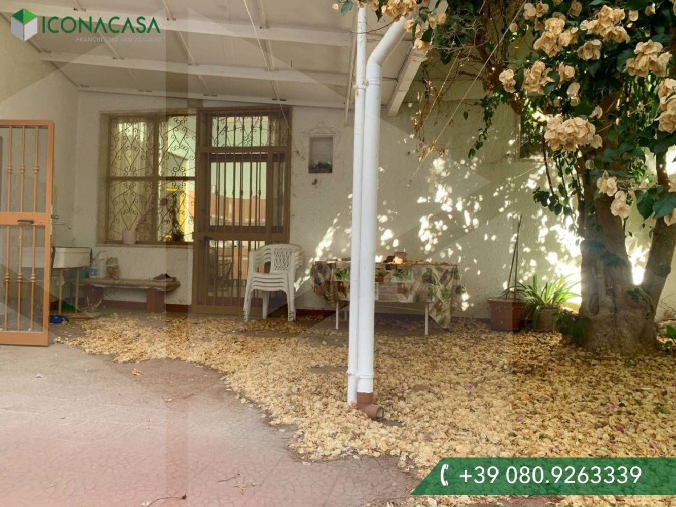 7 rooms House in Casamassima, Italy No. 29374