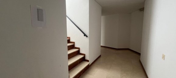 4 bedrooms Apartment in Cordoba, Spain No. 160786 34