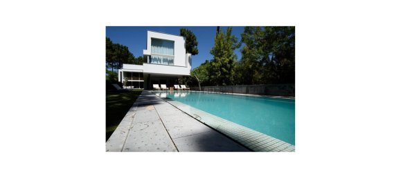 4 bedrooms House in Almada, Portugal No. 133219 10