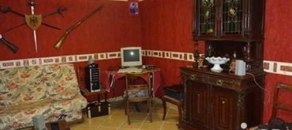 9 Schlafzimmer Schlösser in Montbozon, France, Nr. 301952 12