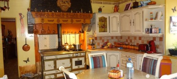 9 Schlafzimmer Schlösser in Montbozon, France, Nr. 301952 15