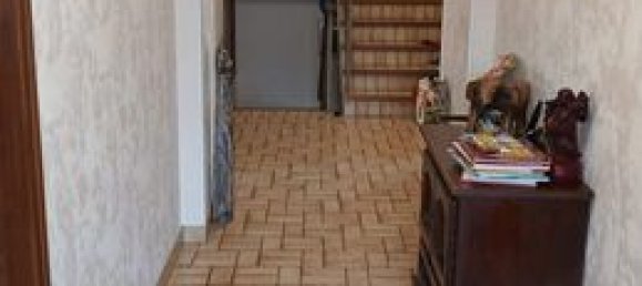 9 Schlafzimmer Schlösser in Montbozon, France, Nr. 301952 18