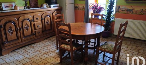 9 Schlafzimmer Schlösser in Montbozon, France, Nr. 301952 2