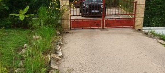 9 Schlafzimmer Schlösser in Montbozon, France, Nr. 301952 7