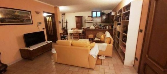 3 Schlafzimmer Villa in Salassa, Italy, Nr. 47133 4