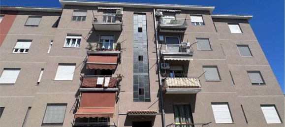 3-salle Appartement à Vigevano, Italy No. 279028 14