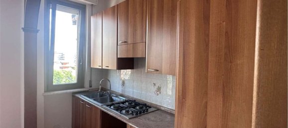 3-salle Appartement à Vigevano, Italy No. 279028 3