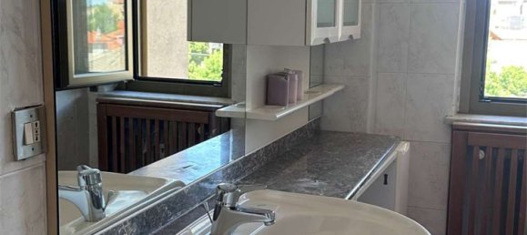 3-salle Appartement à Vigevano, Italy No. 279028 12