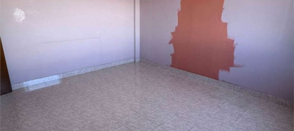 3-salle Appartement à Vigevano, Italy No. 279028 8