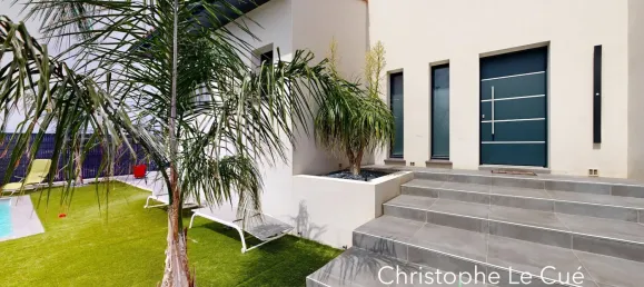 4 bedrooms Villa in Claira, France No. 350024 8